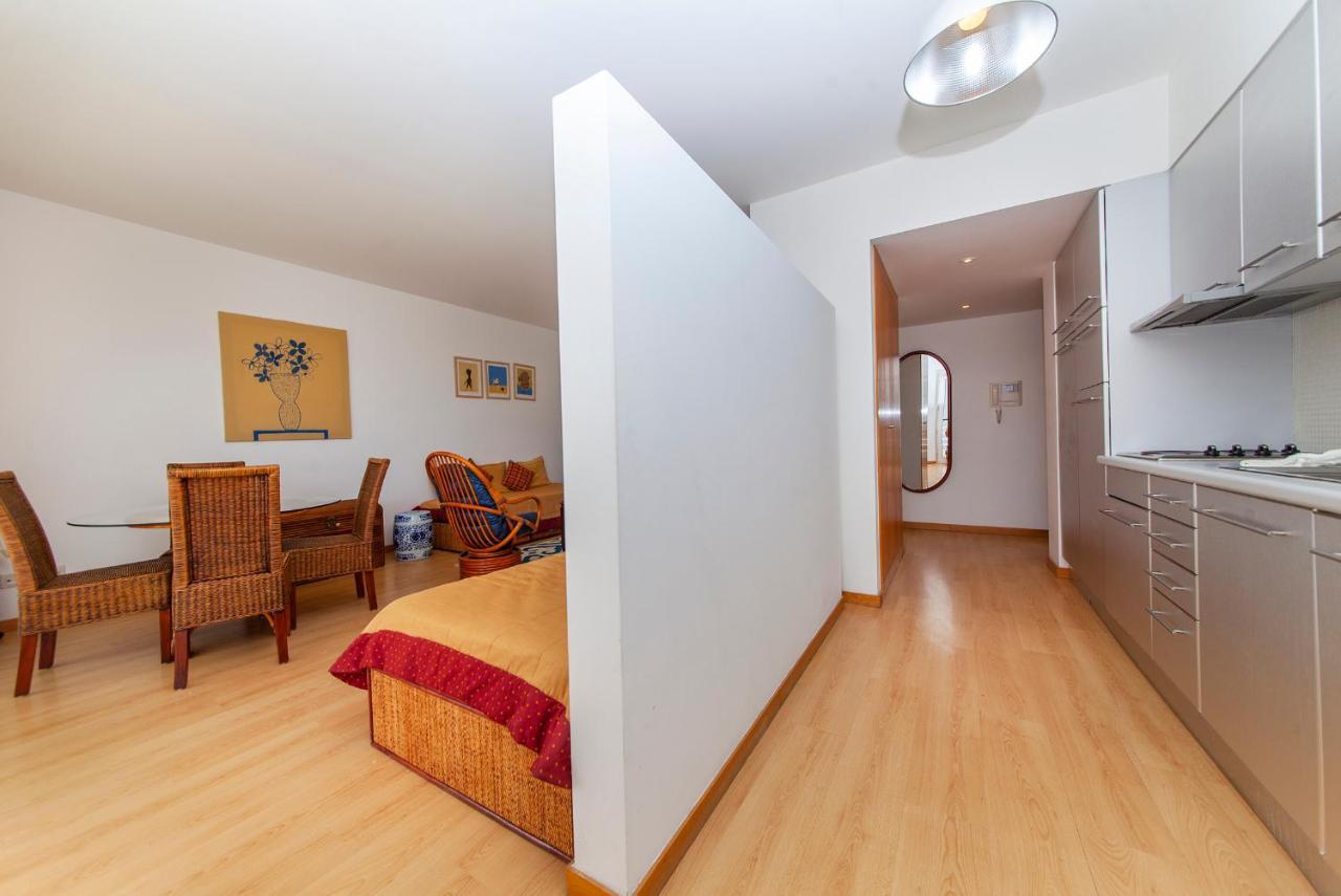 A69 - Felicidade Marina Apartment Лагос Екстериор снимка